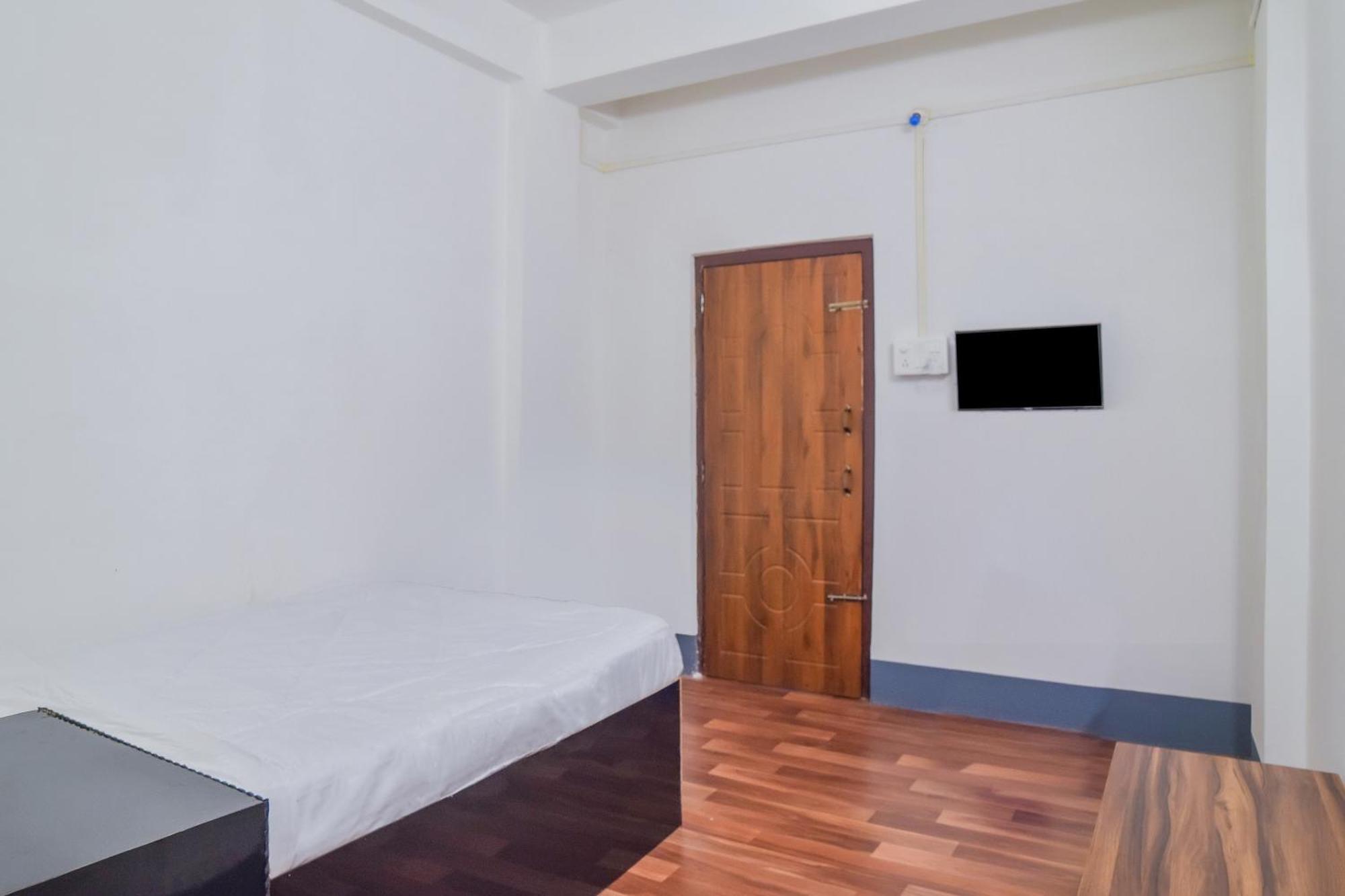Hotel O Dc Lodge Kaharpara Ngoại thất bức ảnh